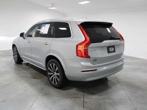 Used 2023 Volvo XC90 B5 Plus image 7