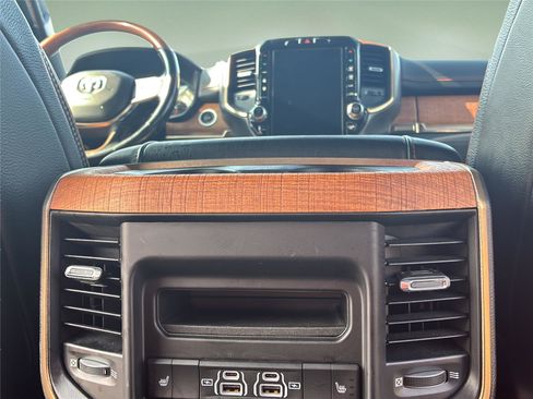 Used 2022 RAM 1500 Limited w/ Body Color Bumper Group image 34