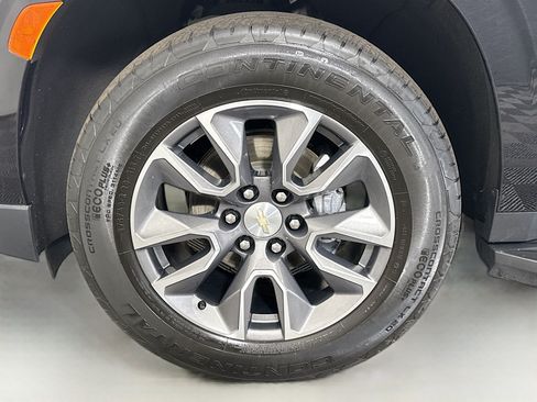 Used 2023 Chevrolet Tahoe LT w/ Luxury Package RWD image 38