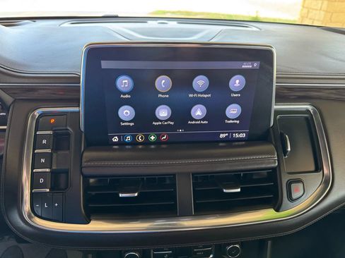 Used 2021 Chevrolet Tahoe Z71 w/ Z71 Off-Road Package image 14