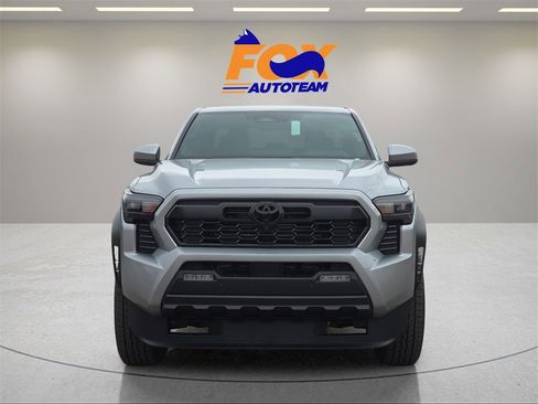 New 2026 Toyota Tacoma TRD Off-Road image 8