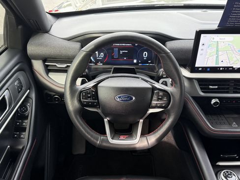 Certified 2025 Ford Explorer ST AWD/4WD image 14