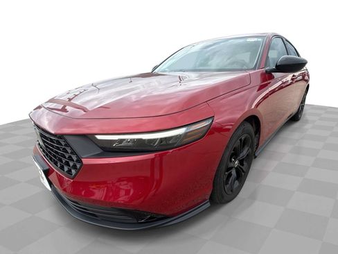 Used 2025 Honda Accord SE image 1