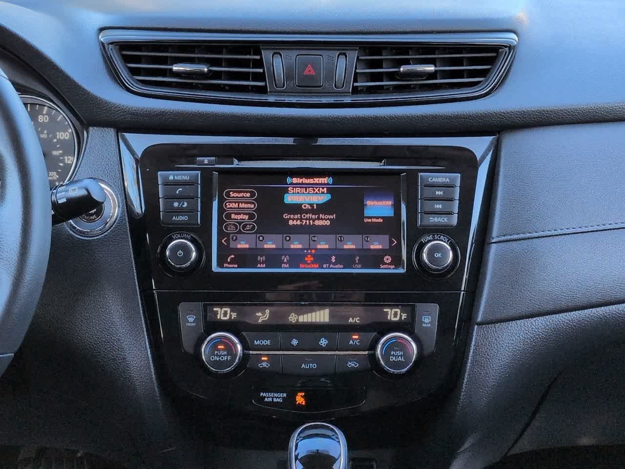 Used 2018 Nissan Rogue SV FWD image 17