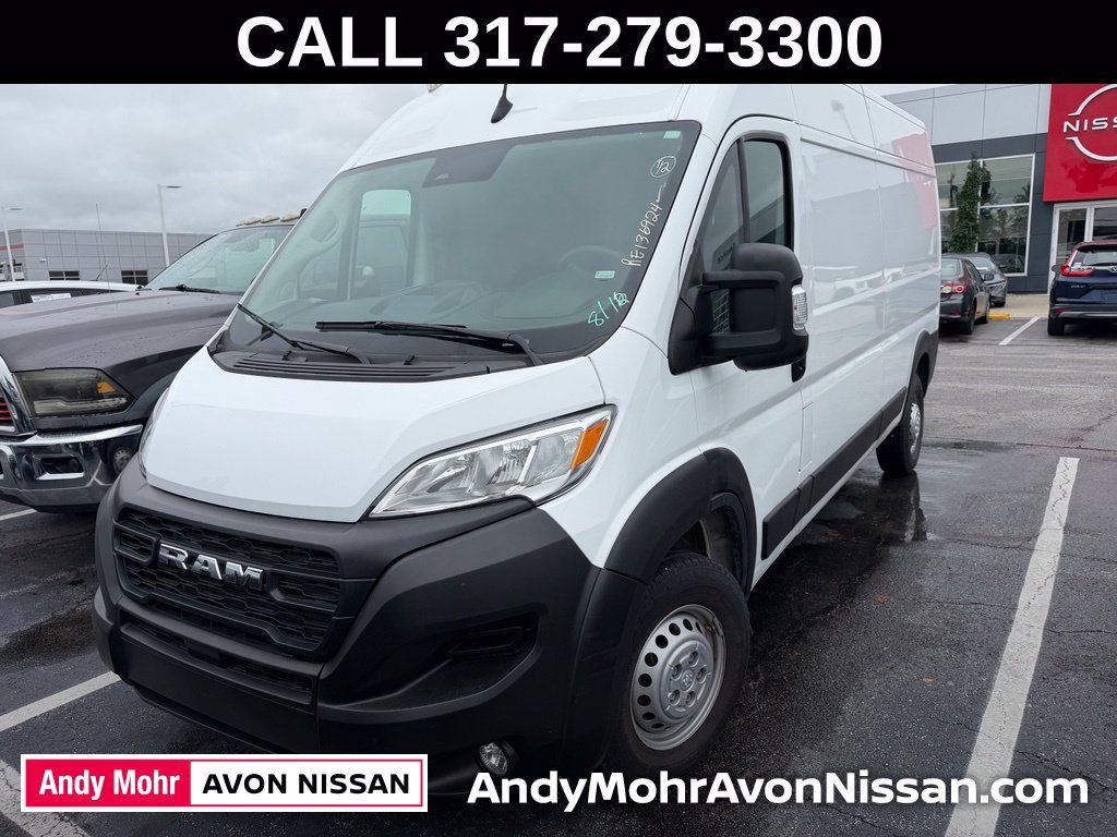 Used 2024 RAM ProMaster 2500 w/ Convenience Group FWD image 2