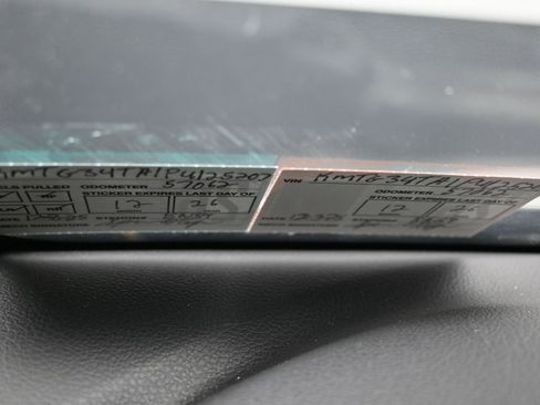 Used 2023 Genesis G70 2.0T image 10