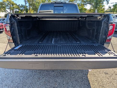 Certified 2021 Nissan Titan SL w/ Moonroof Package image 15