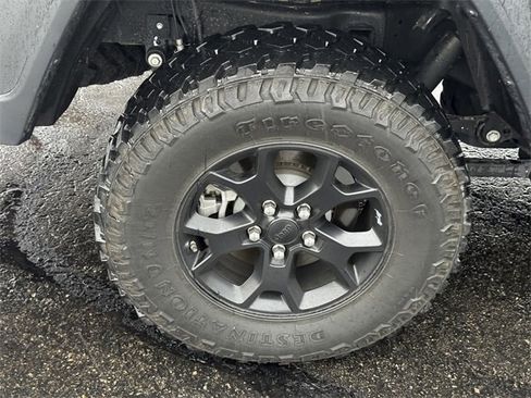 Certified 2023 Jeep Gladiator Sport w/ Trailer Tow Package image 11