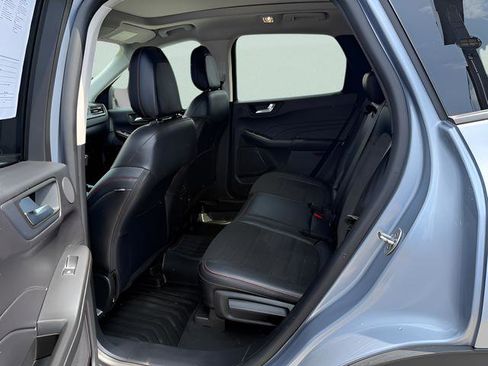 Used 2022 Ford Escape SEL w/ SEL Stealth AWD Package image 5