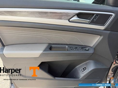 Used 2023 Volkswagen Atlas Cross Sport SE w/ Panoramic Sunroof Package AWD/4WD image 18