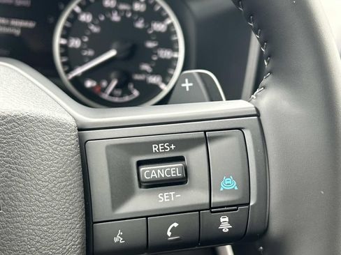 New 2026 Nissan Rogue Dark Armor AWD/4WD image 32