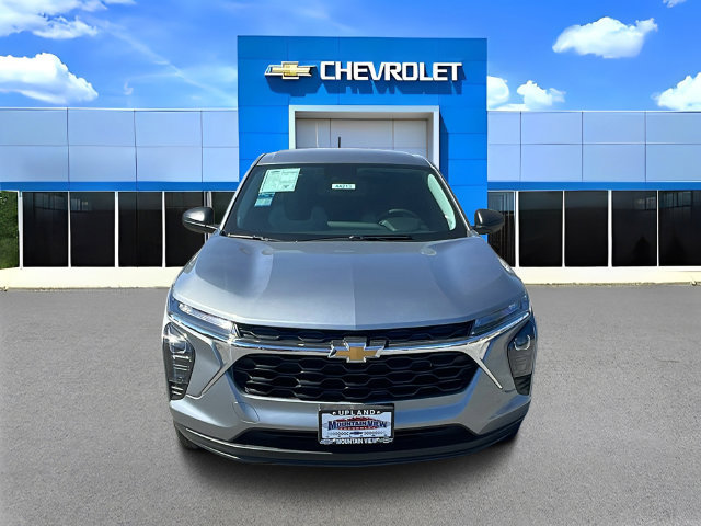 New 2026 Chevrolet Trax LS w/ Driver Confidence Package FWD image 9