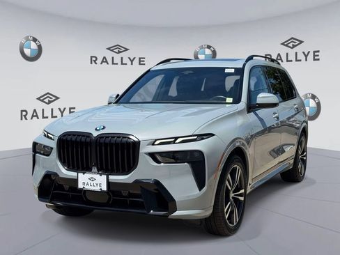 Certified 2024 BMW X7 xDrive40i w/ M Sport Package AWD/4WD image 3