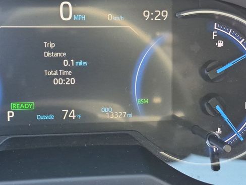 Used 2025 Toyota RAV4 XSE w/ Weather Package AWD/4WD image 21