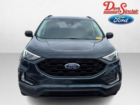 Used 2022 Ford Edge SEL w/ Sport Appearance Package image 2