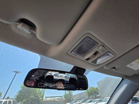 New 2025 Hyundai Venue SEL image 33