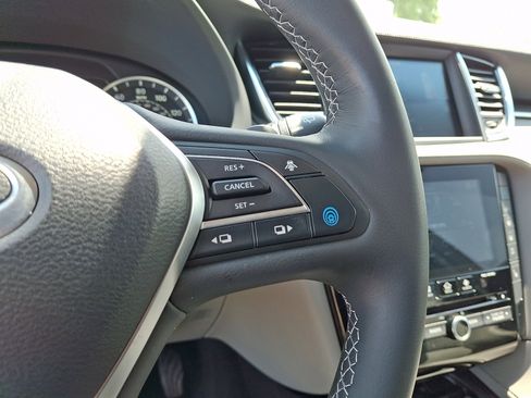 Certified 2023 INFINITI QX50 Luxe AWD/4WD image 21