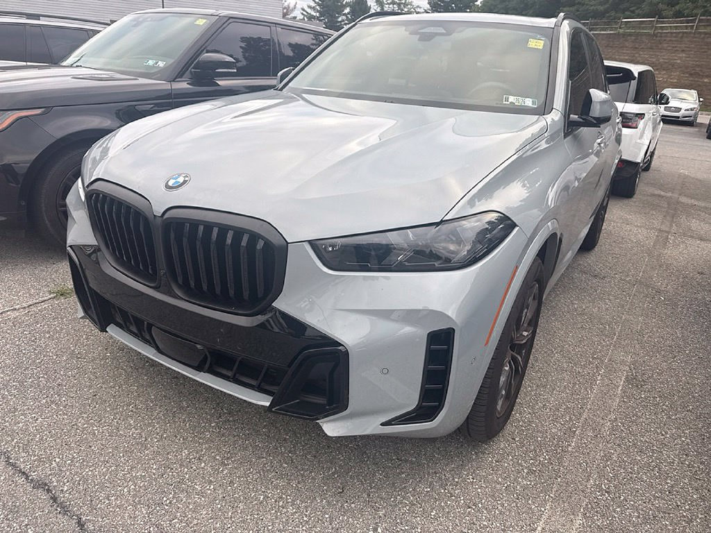 Used 2026 BMW X5 xDrive40i AWD/4WD image 1
