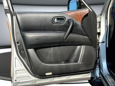 Used 2020 Nissan Armada SL w/ Premium Package RWD image 22