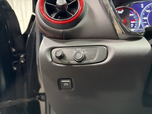 Used 2025 Chevrolet Blazer RS image 29