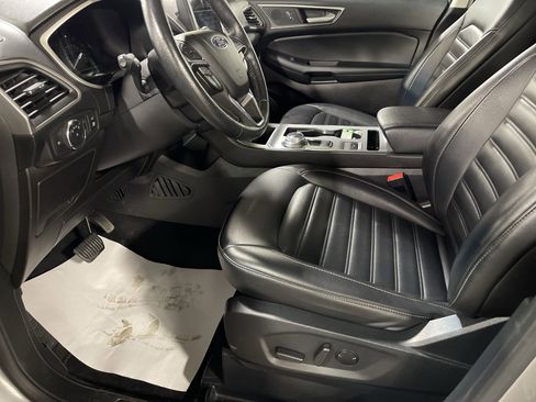 Used 2021 Ford Edge SEL w/ Convenience Package image 10