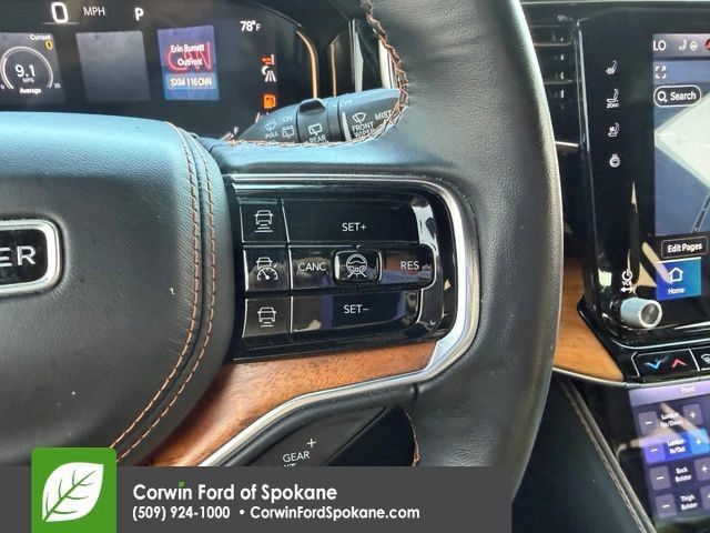 Used 2022 Jeep Grand Wagoneer Series III w/ Flexible Seating Group AWD/4WD image 27