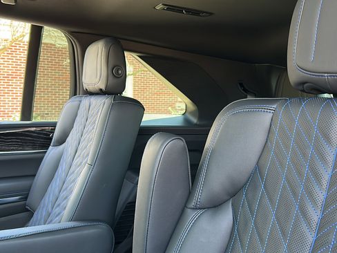 New 2025 Cadillac Escalade IQ Sport 1 w/ Smart Trailering package image 18