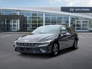 New 2026 Hyundai Elantra SEL Sport FWD video 1
