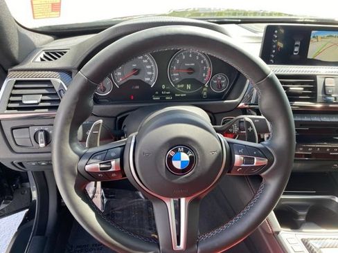 Used 2020 BMW M4 Coupe w/ Competition Package RWD image 10