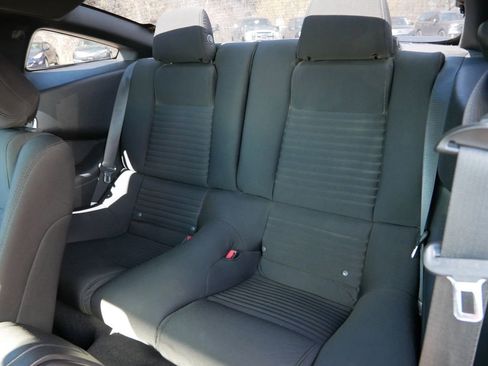 Used 2013 Ford Mustang Boss 302 w/ Boss 302 Accessory Pkg RWD image 12