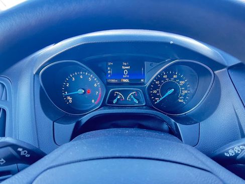 Used 2018 Ford Focus SE image 18