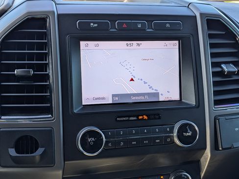 Used 2020 Ford Expedition XLT w/ Equipment Group 202A RWD image 33