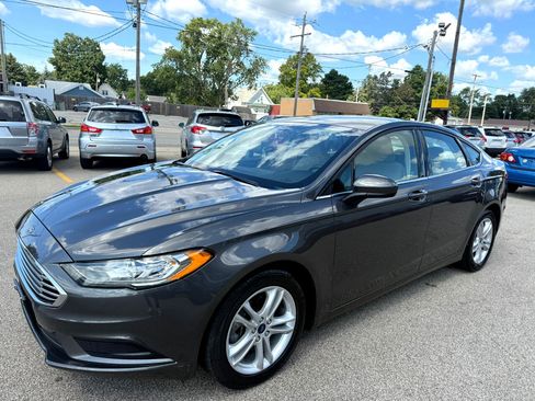 Used 2018 Ford Fusion SE image 5