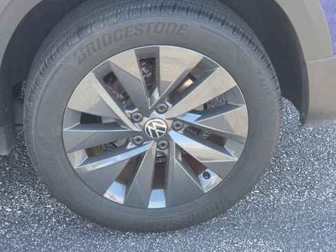Used 2023 Volkswagen Taos S w/ IQ Drive S Package FWD image 15