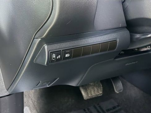 Used 2023 Toyota Corolla SE image 10