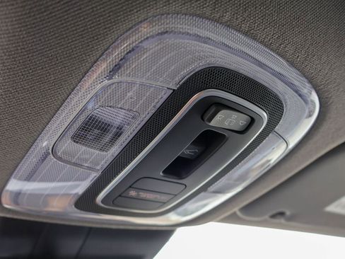 New 2026 Hyundai Elantra SEL Sport FWD image 17