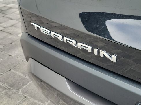 New 2027 GMC Terrain Elevation w/ Elevation Premium Package FWD image 8