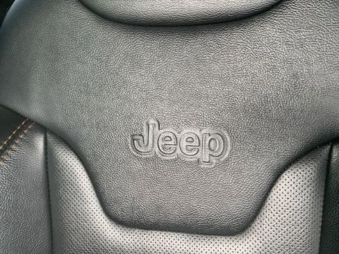 Used 2021 Jeep Compass Limited image 22