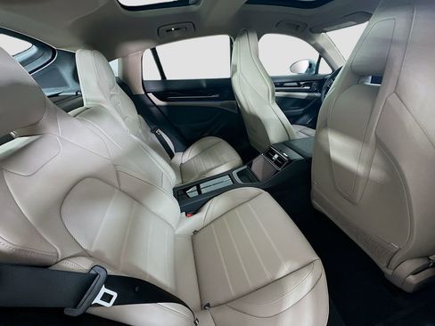 New 2026 Porsche Panamera RWD image 29