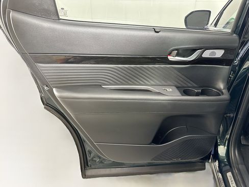 Used 2023 Hyundai Palisade Calligraphy w/ Cargo Package image 27