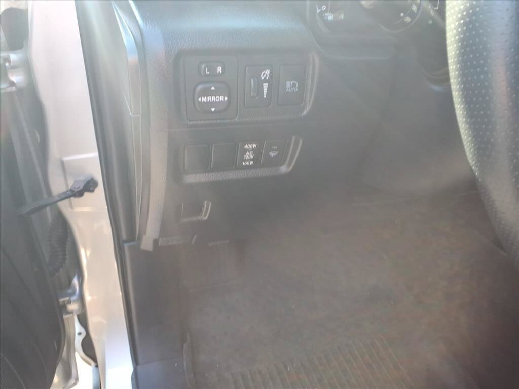 Used 2023 Toyota 4Runner TRD Off-Road AWD/4WD image 18
