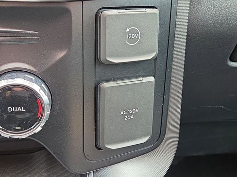 Used 2023 Ford F150 Platinum w/ Equipment Group 701A High AWD/4WD image 28