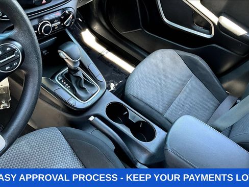 Used 2023 Kia Soul LX w/ LX Technology Package FWD image 21