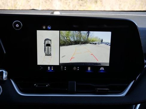 Used 2025 Chevrolet Equinox RS w/ Safety and Technology Package AWD/4WD image 24