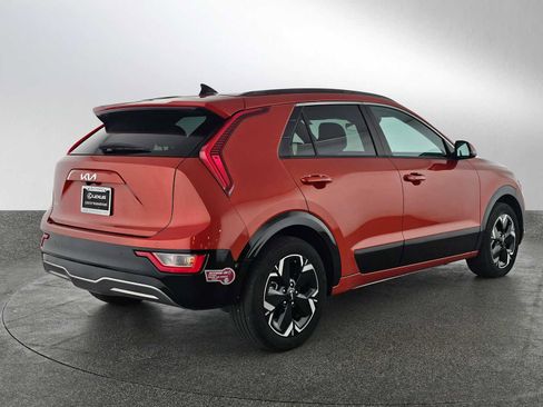 Used 2023 Kia Niro Wind image 3