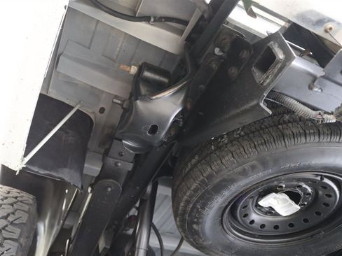 Used 2000 Dodge Ram 2500 Truck SLT image 33