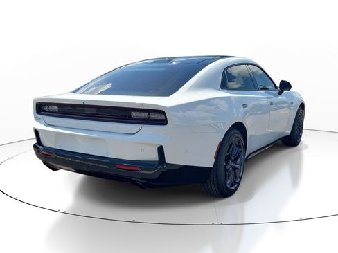 New 2027 Dodge Charger R/T w/ Driver Convenience Group AWD/4WD image 4