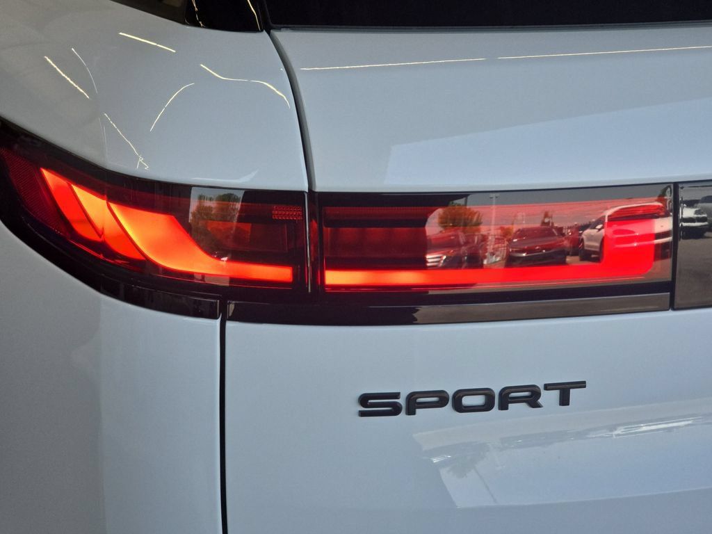 New 2026 Land Rover Range Rover Sport SE AWD/4WD image 23