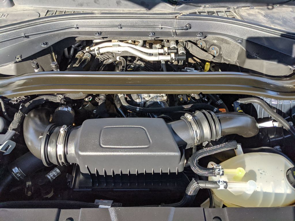 Used 2025 Lincoln Aviator Reserve AWD/4WD image 24