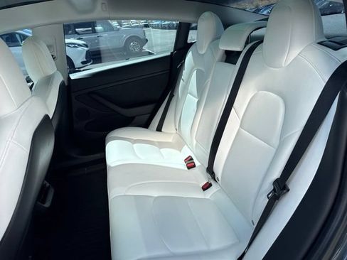 Used 2022 Tesla Model 3 Long Range AWD/4WD image 12
